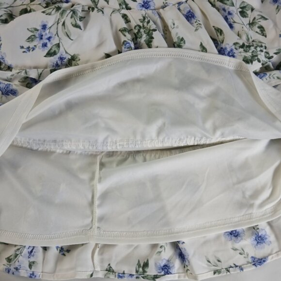 NWT New Inspired Hearts Floral Short Sleeve Tiered Mini Dress Juniors M - Picture 5 of 10